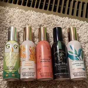Bath & Body Works concentrated room spray group of 5